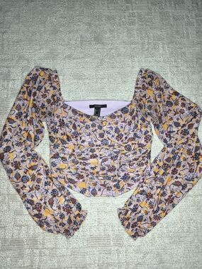 Forever 21 Women's Crop Top Size S Floral Blouse Long Sleeve Round Neck Stretch
